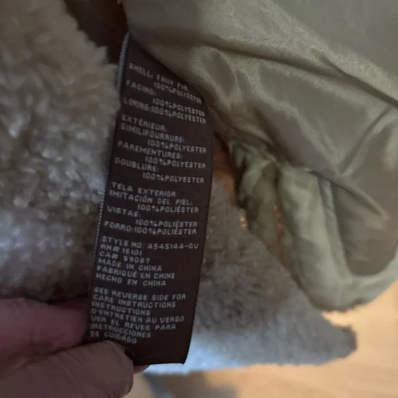 Koolaburra By Ugg Womrns Sherpa Coat never worn - Picture 9 of 11